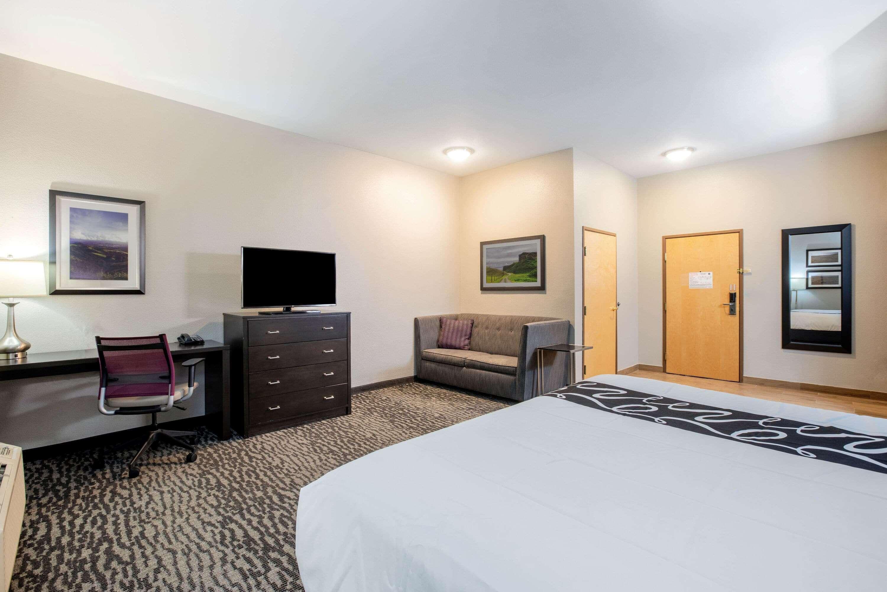 La Quinta Inn By Wyndham Livermore Exterior photo